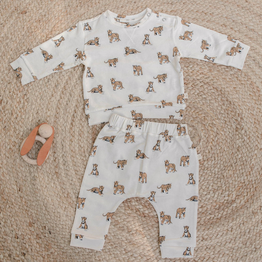 Milinane Bonnie Sweatshirt - Tiger available at 1love2hugs3kisses ibiza