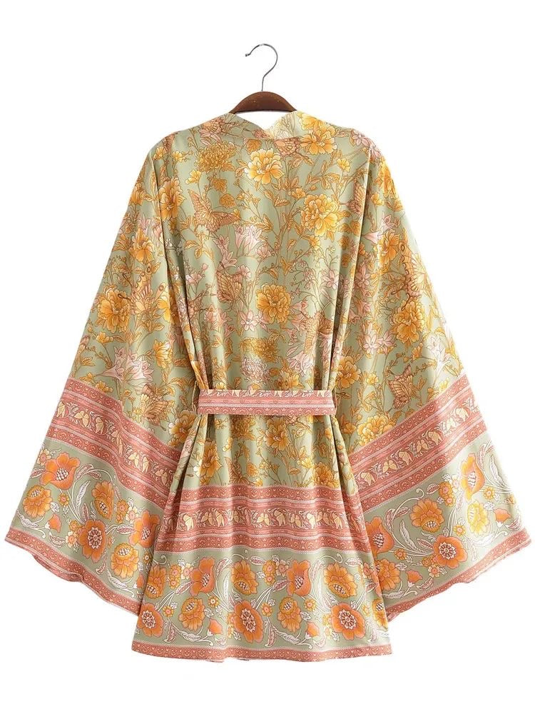 Short Kimono Green Floral from 1love2hugs3kisses ibiza